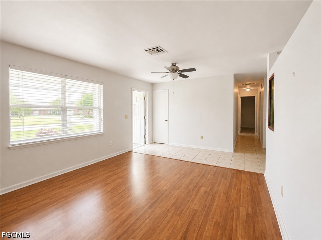 3 Bed SingleFamilyResidence for Sale in Not Applicable, photo 4