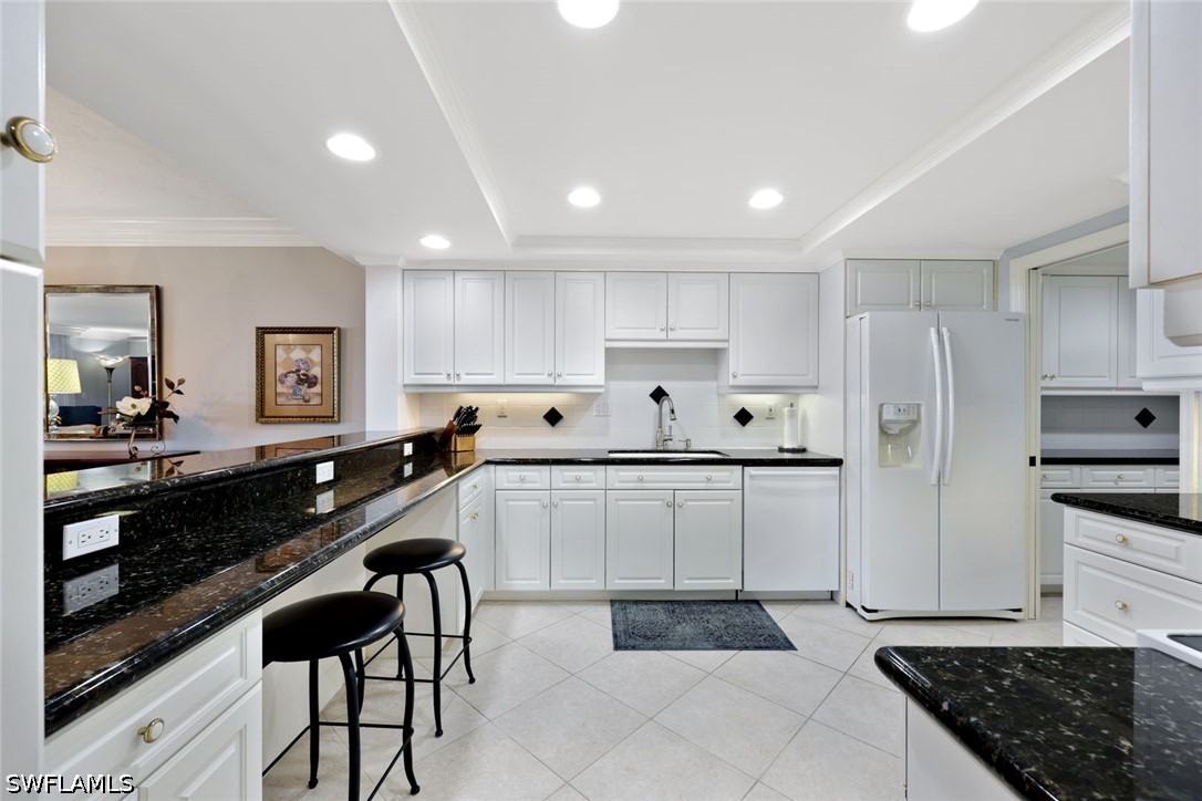 2 Bed Condominium for Sale in Dorchester, photo 4