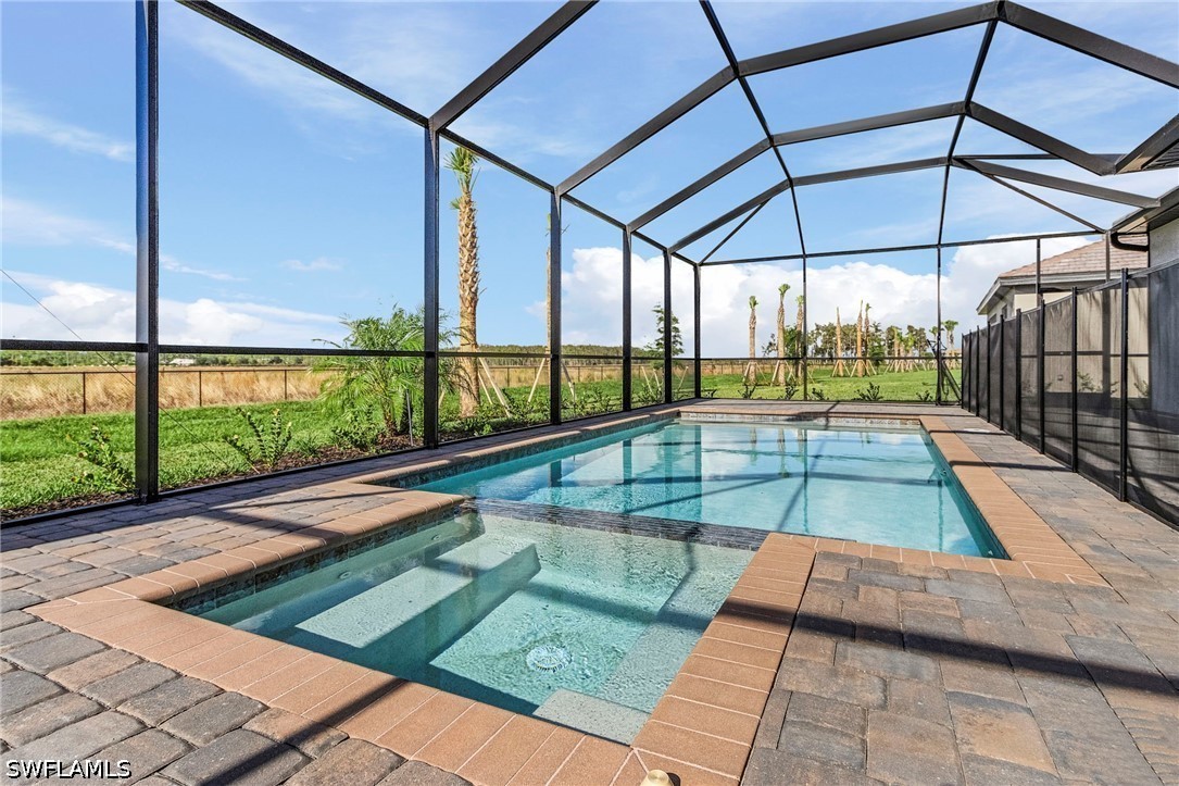 3 Bed Pool Home for Sale in Verdana Village, photo 4