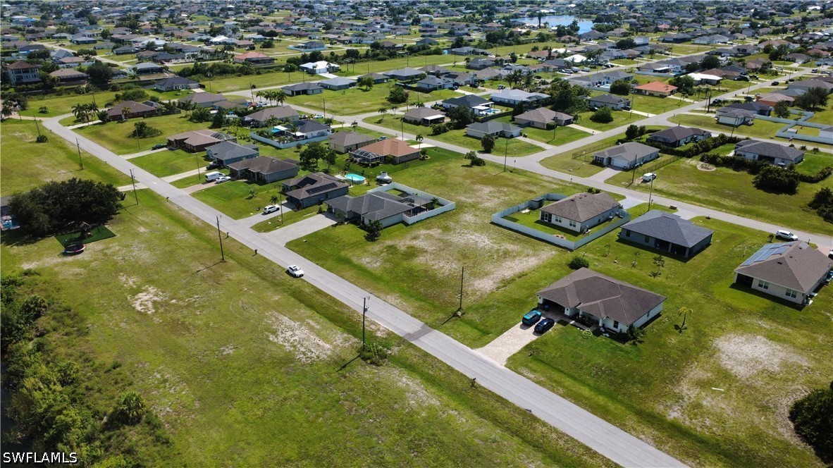 Residential for Sale in Cape Coral, photo 4