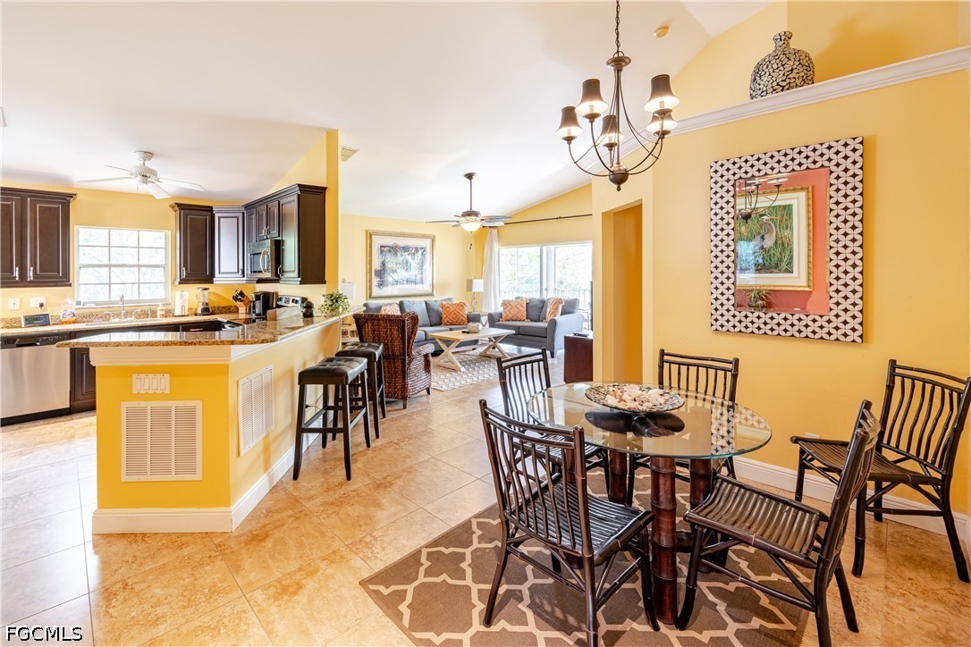 2 Bed Condominium for Sale in Naples, photo 4