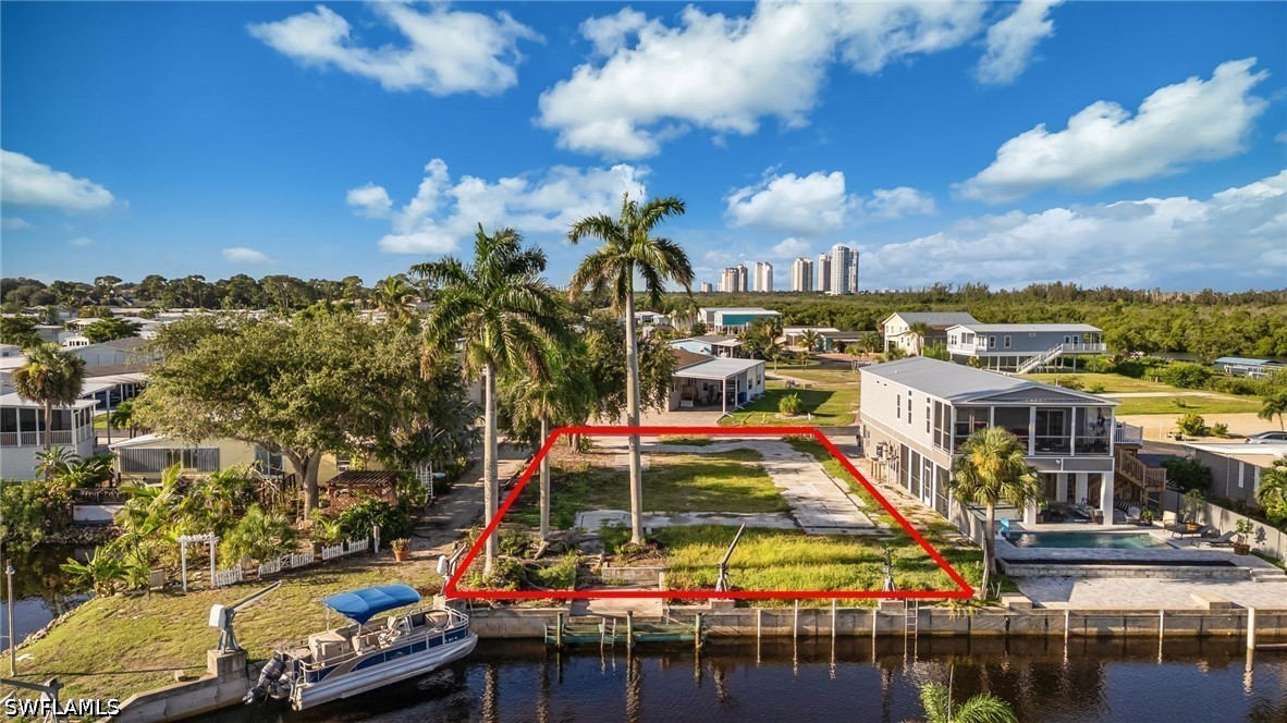 Waterfront Home for Sale in Bonita Springs, photo 4