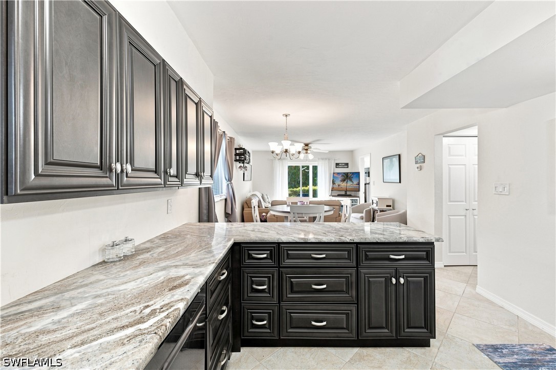 2 Bed Condominium for Sale in Fort Myers, photo 4