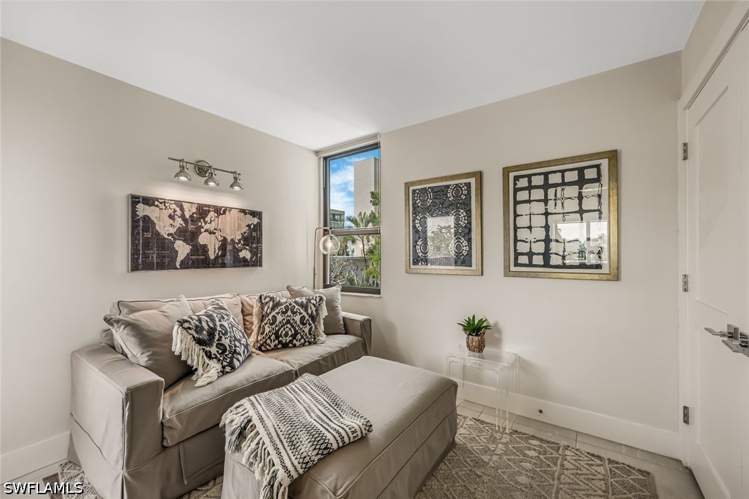 2 Bed Waterfront Home for Sale in Gulf Cove, photo 4