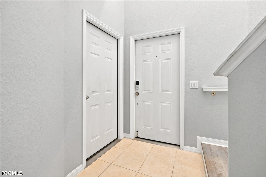 2 Bed Condominium for Sale in Calusa Palms, photo 4