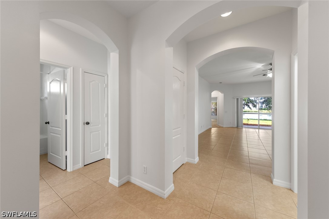 3 Bed Waterfront Home for Sale in Sandoval, photo 4
