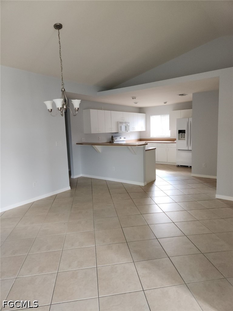 3 Bed SingleFamilyResidence for Sale in Cape Coral, photo 4