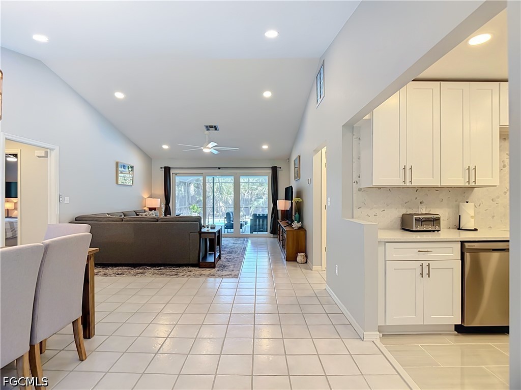 3 Bed Pool Home for Sale in Golden Gate Estates, photo 4