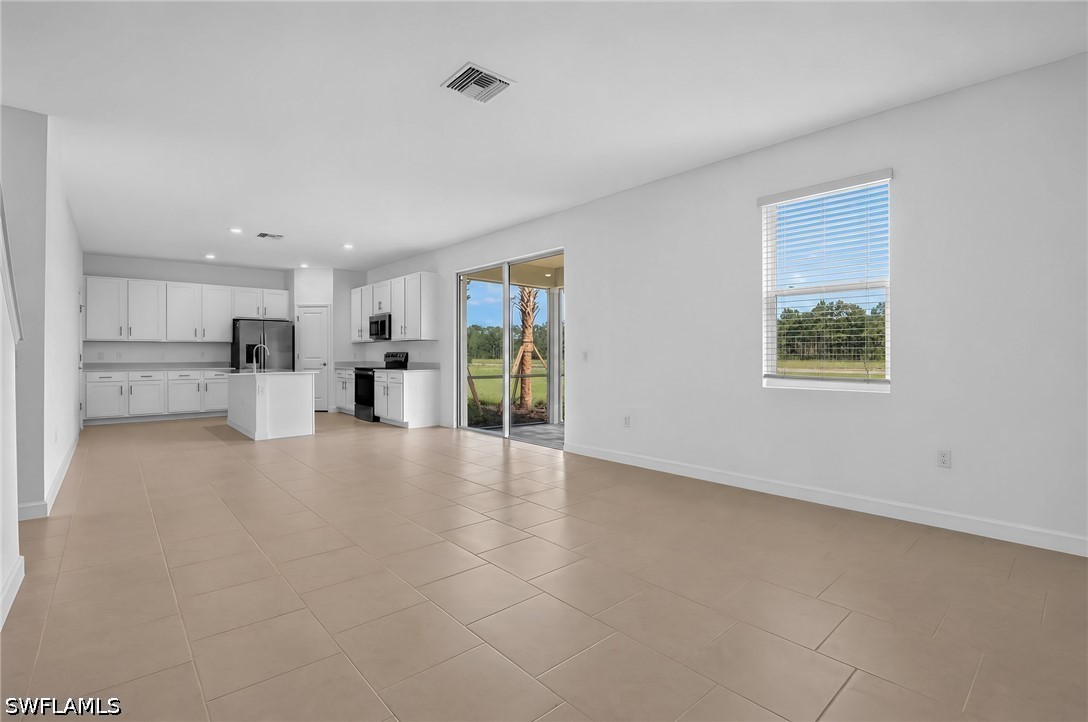 4 Bed SingleFamilyResidence for Sale in Babcock Ranch, photo 4