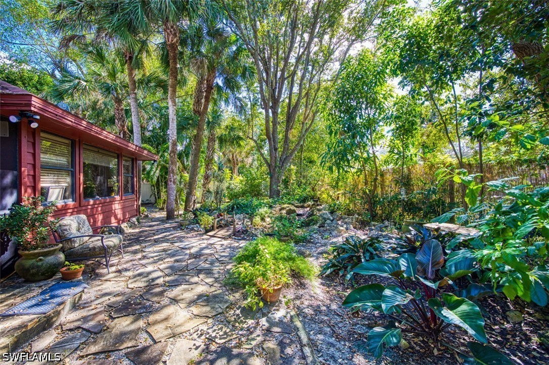 3 Bed SingleFamilyResidence for Sale in Naples, photo 4