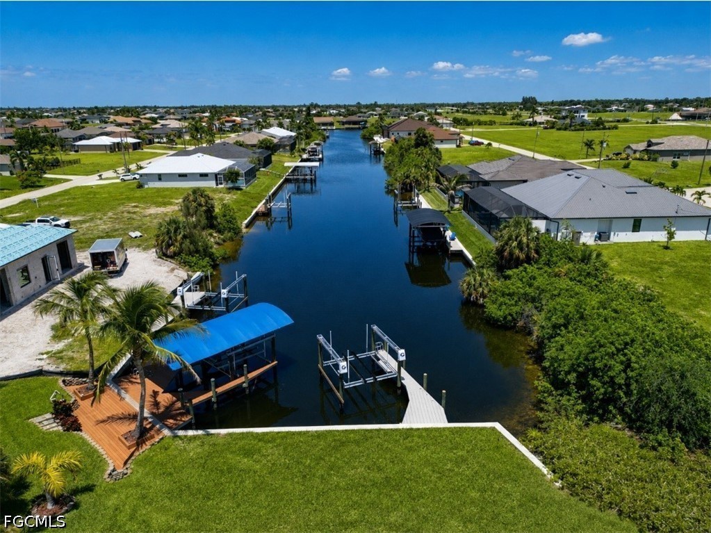 4 Bed Pool Home for Sale in Cape Coral, photo 4