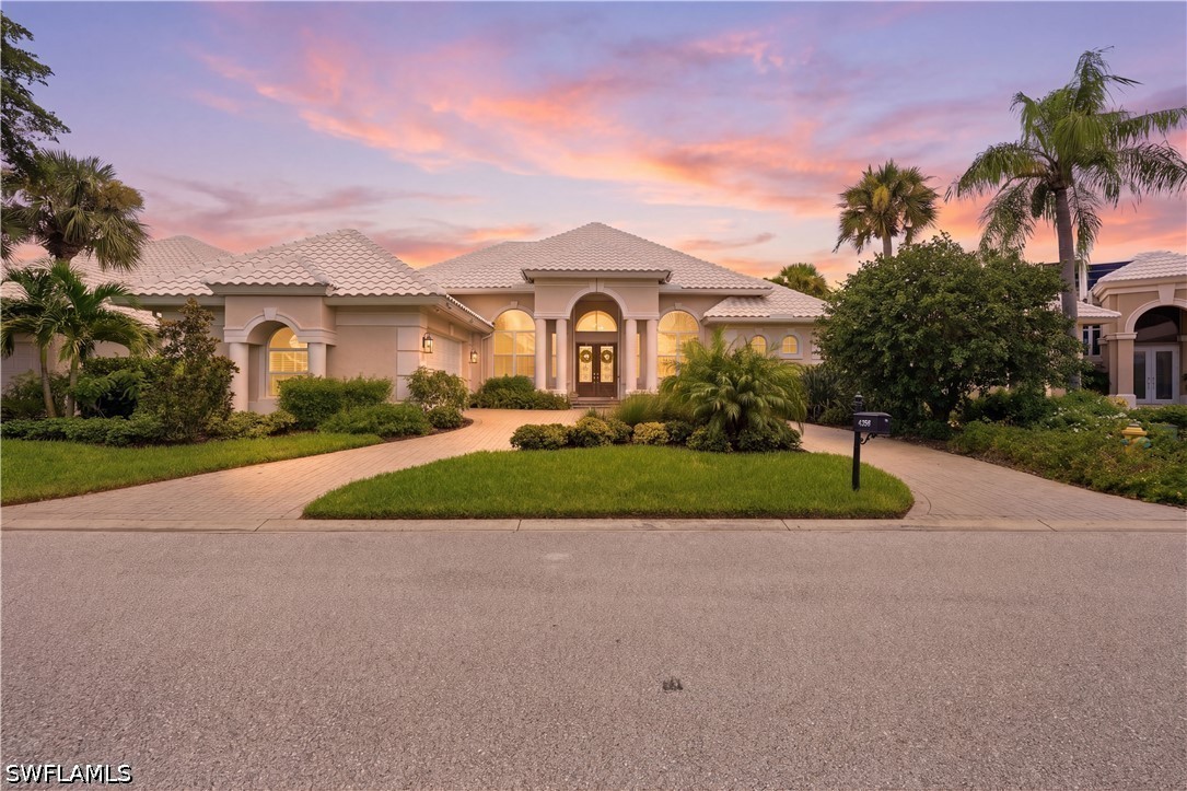 3 Bed Pool Home for Sale in Sanctuary, photo 4