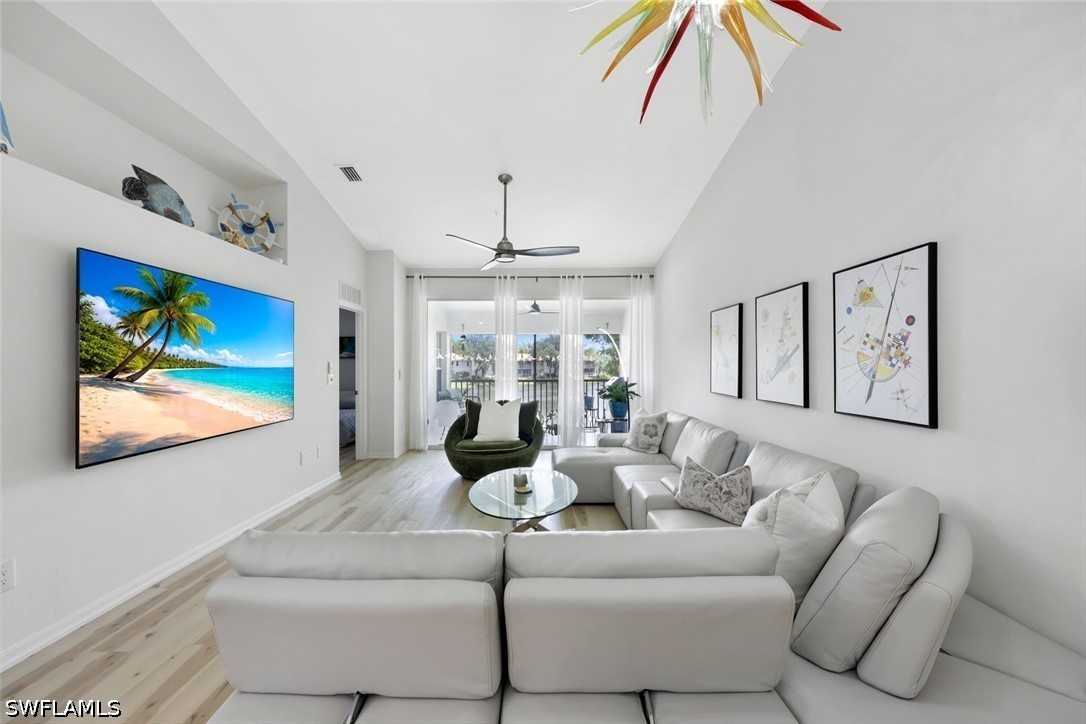 3 Bed Waterfront Home for Sale in Pipers Grove, photo 4