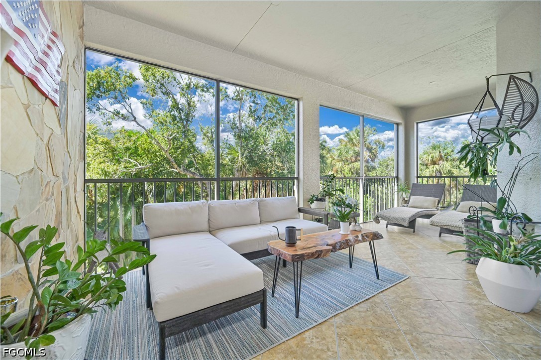3 Bed Townhouse for Sale in Bay Woods, photo 4