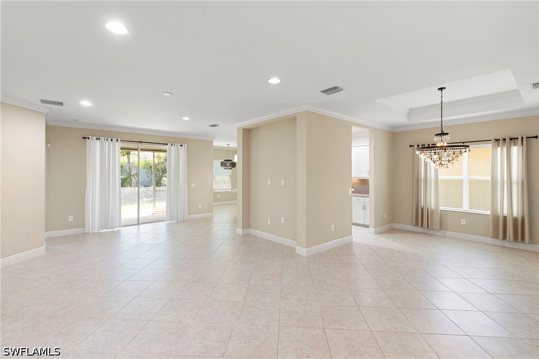 3 Bed SingleFamilyResidence for Sale in Naples, photo 4