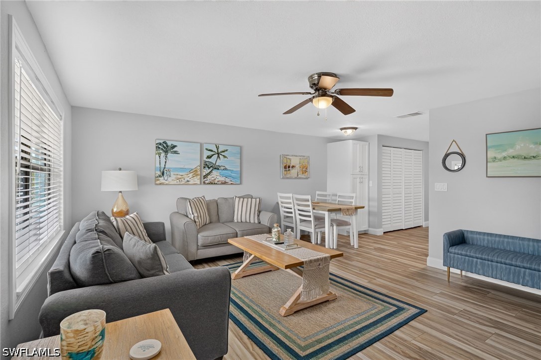4 Bed Duplex for Sale in Naples Park, photo 4