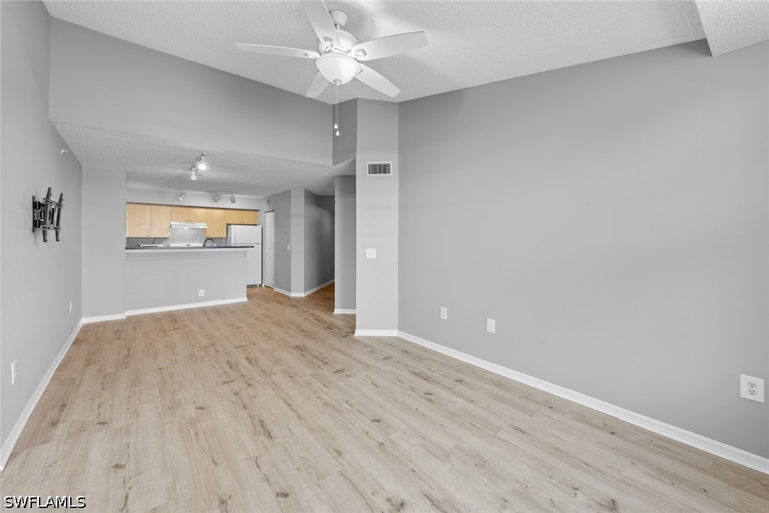 2 Bed Waterfront Home for Sale in Sanctuary, photo 4