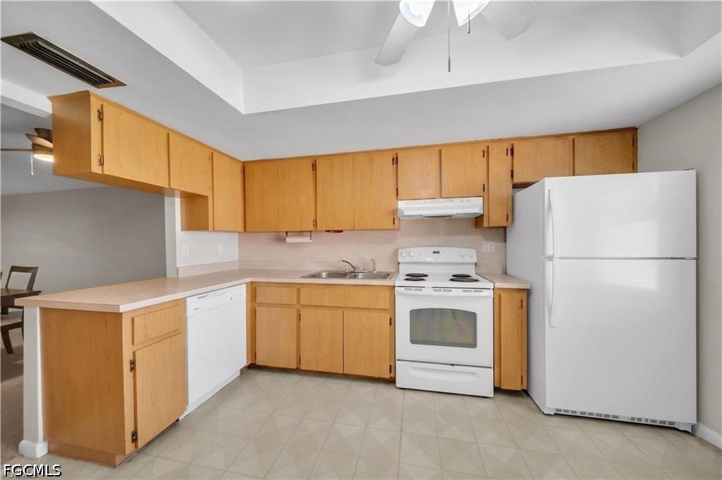 2 Bed Duplex for Sale in Cape Coral, photo 4