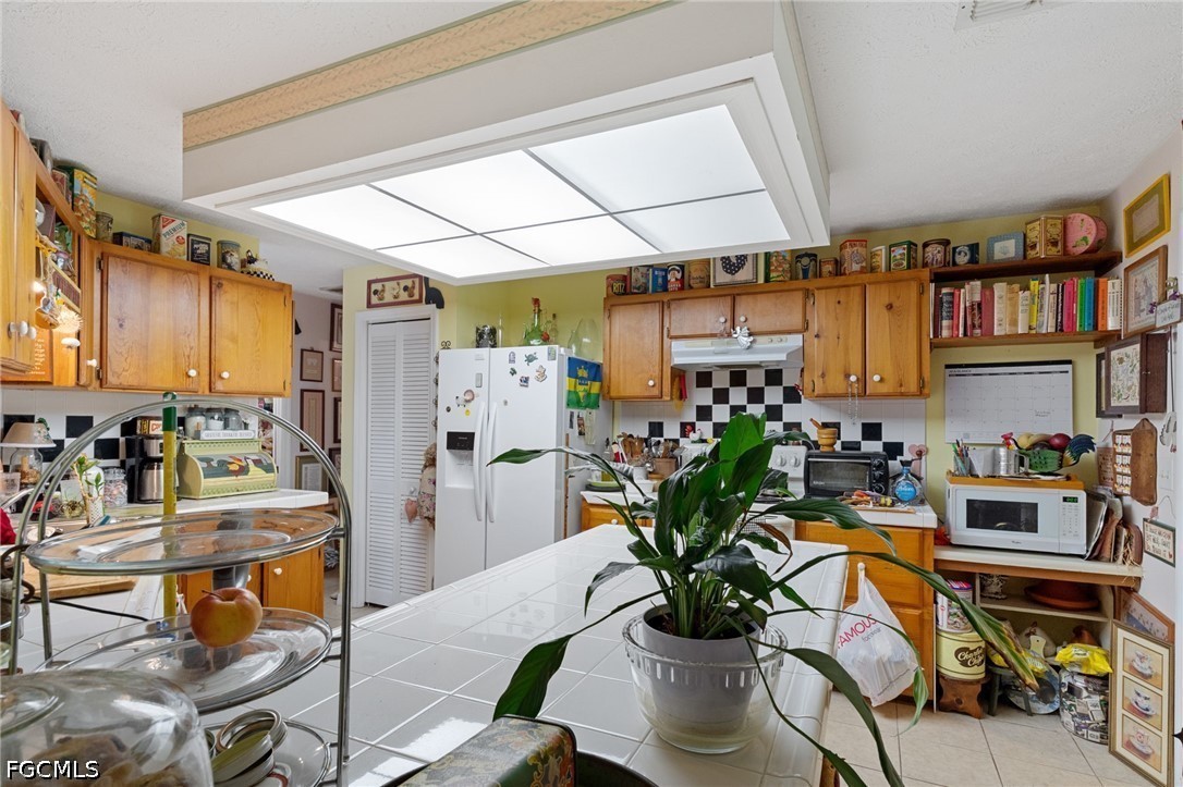 3 Bed SingleFamilyResidence for Sale in Acreage, photo 4