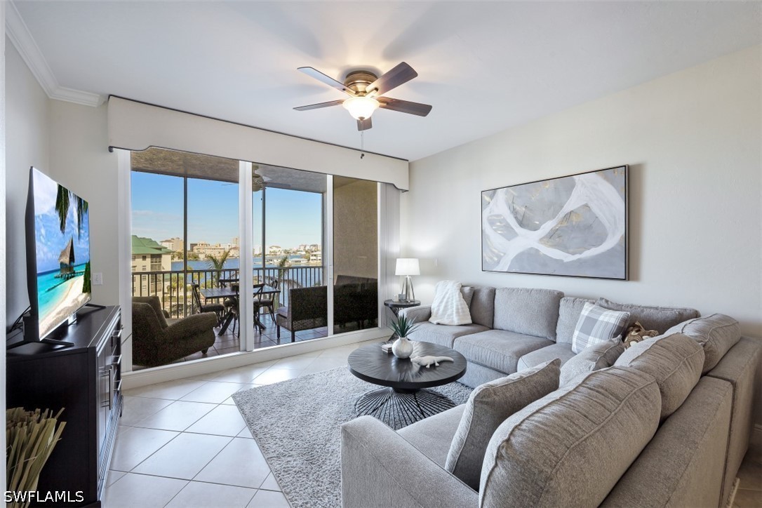 3 Bed Waterfront Home for Sale in Regatta, photo 4