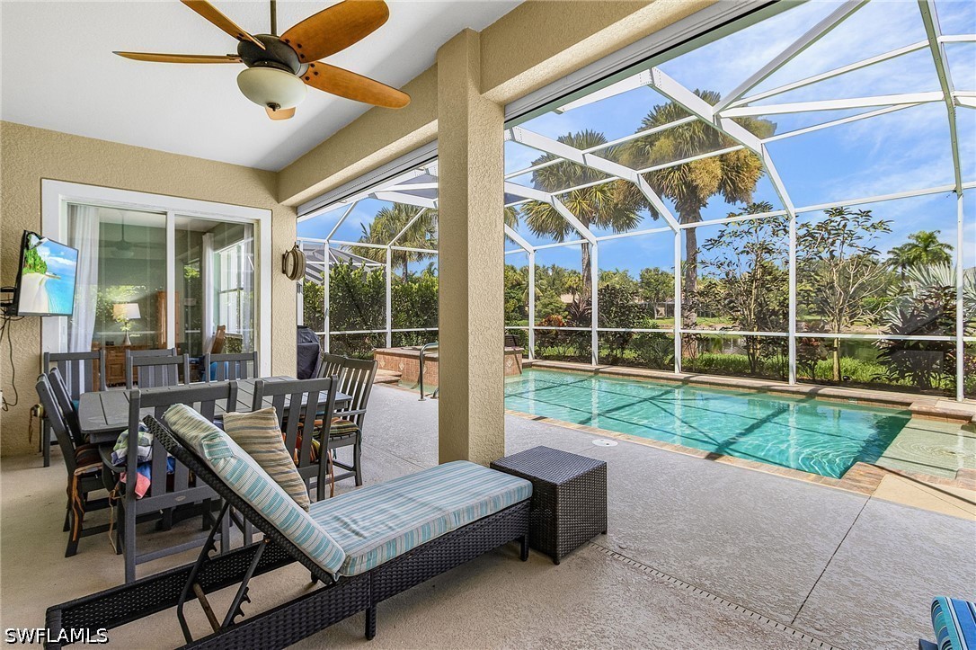 3 Bed Pool Home for Sale in Naples, photo 4