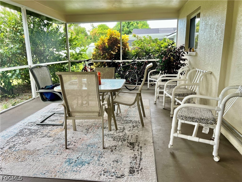 3 Bed SingleFamilyResidence for Sale in Cape Coral, photo 4