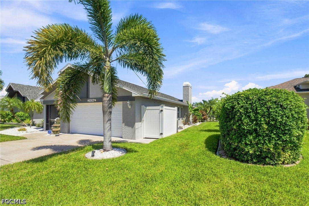 3 Bed Pool Home for Sale in Cape Coral, photo 4