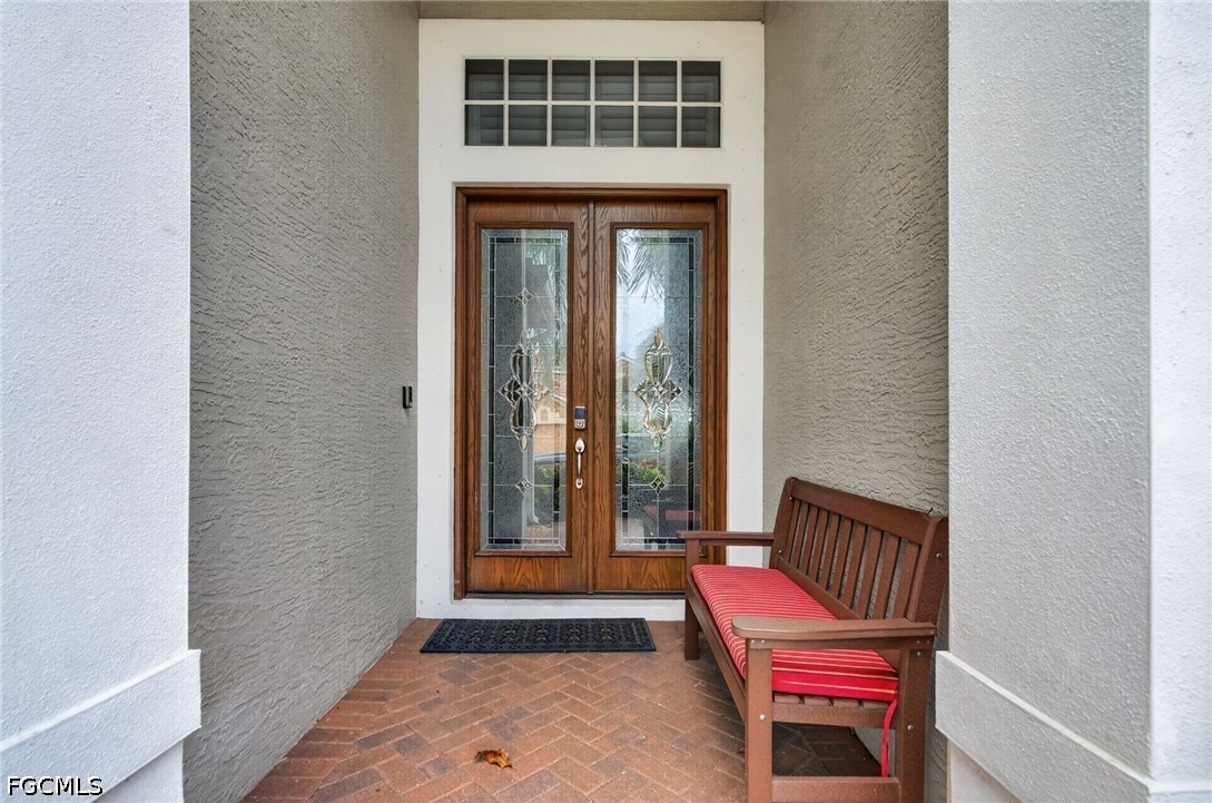 2 Bed Pool Home for Sale in Tivoli, photo 4