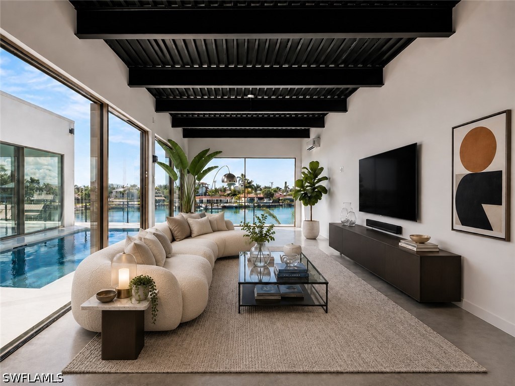 3 Bed Pool Home for Sale in Isles Of Capri, photo 4