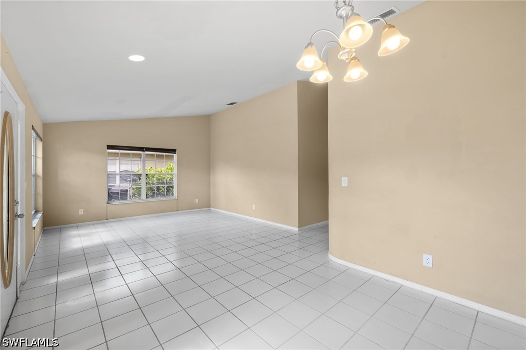 3 Bed Waterfront Home for Sale in Eagle Pointe, photo 4