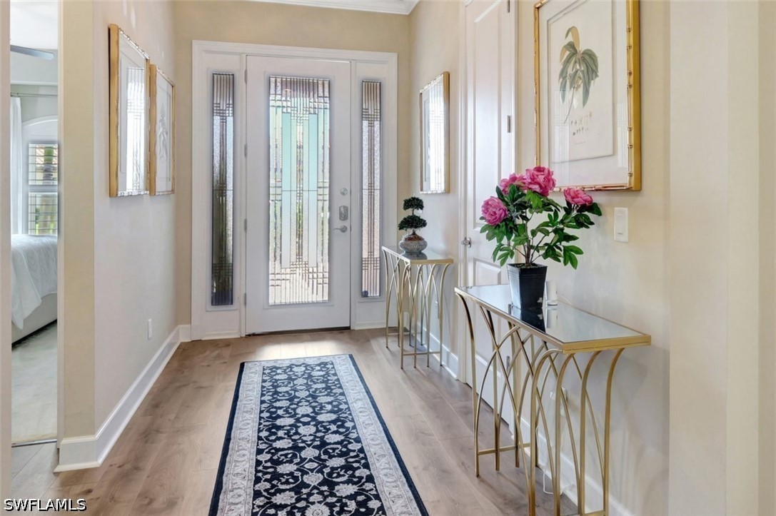 3 Bed Pool Home for Sale in Naples, photo 4