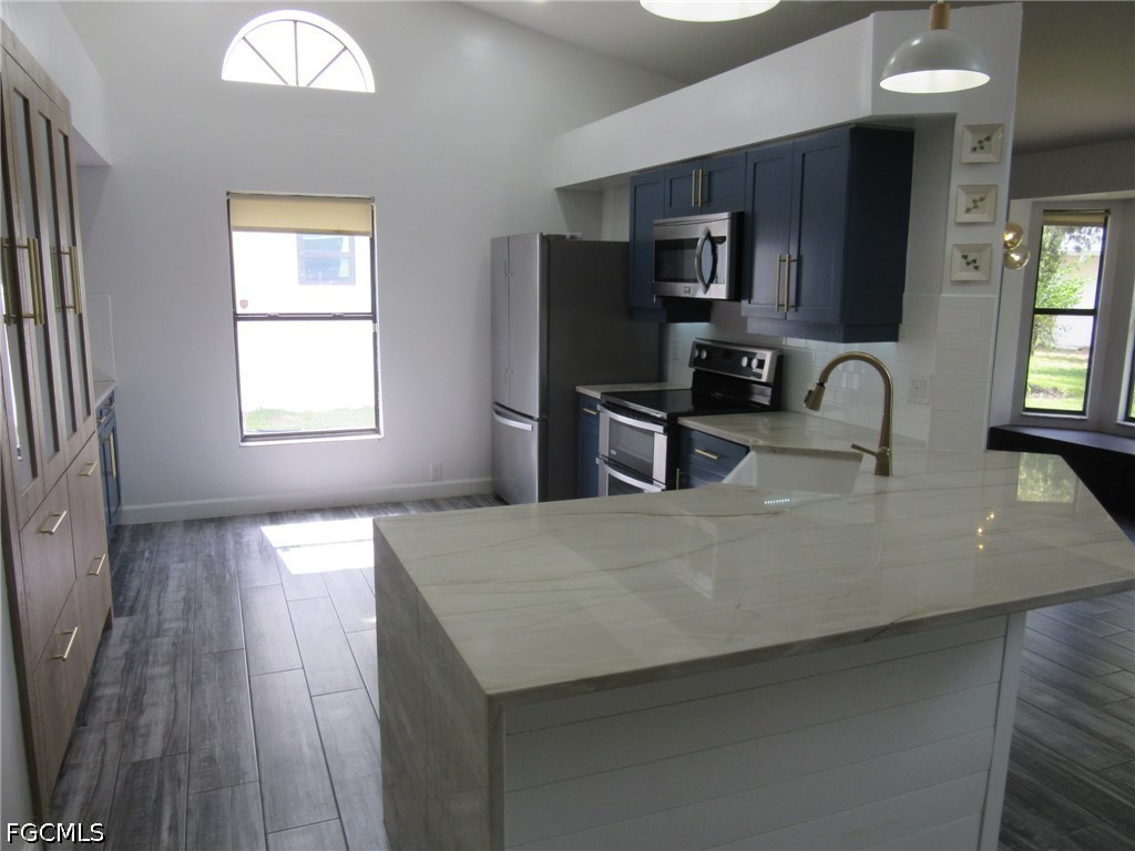 3 Bed SingleFamilyResidence for Sale in Villas Four, photo 4