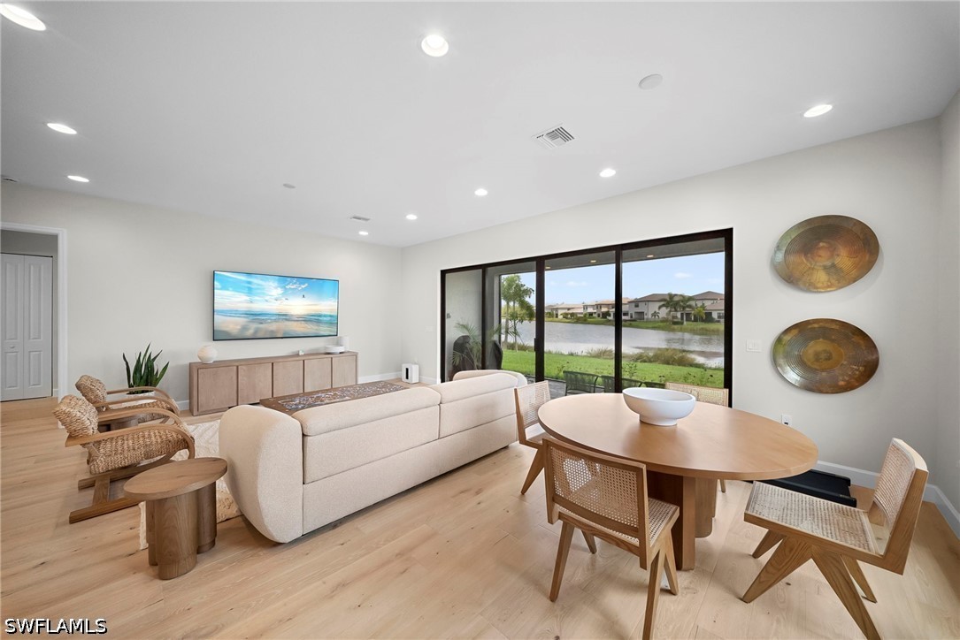 3 Bed Waterfront Home for Sale in Estero, photo 4