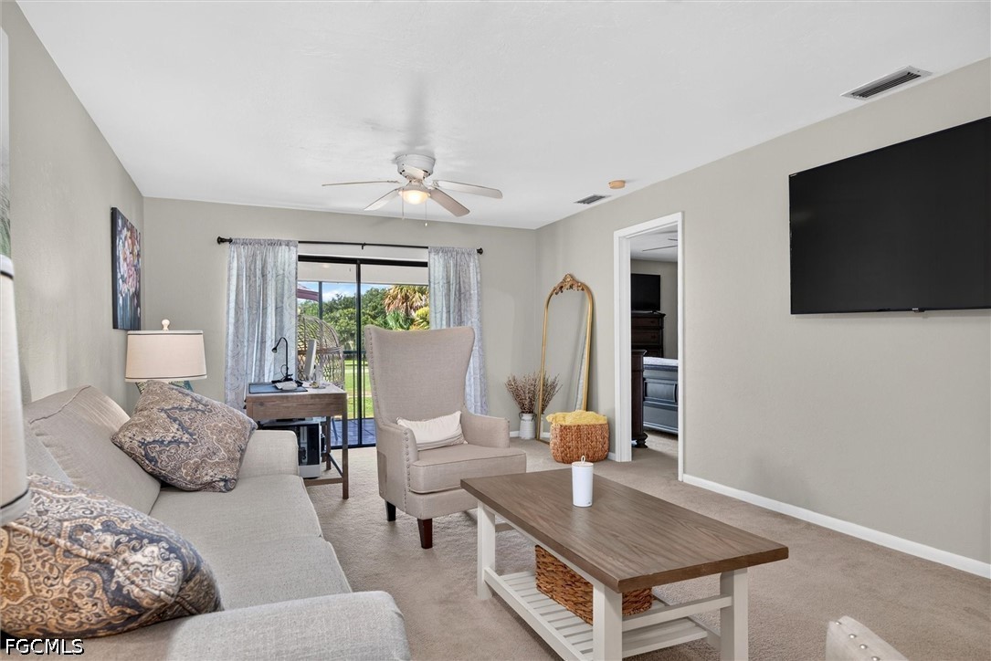 2 Bed Condominium for Sale in Lehigh Acres, photo 4