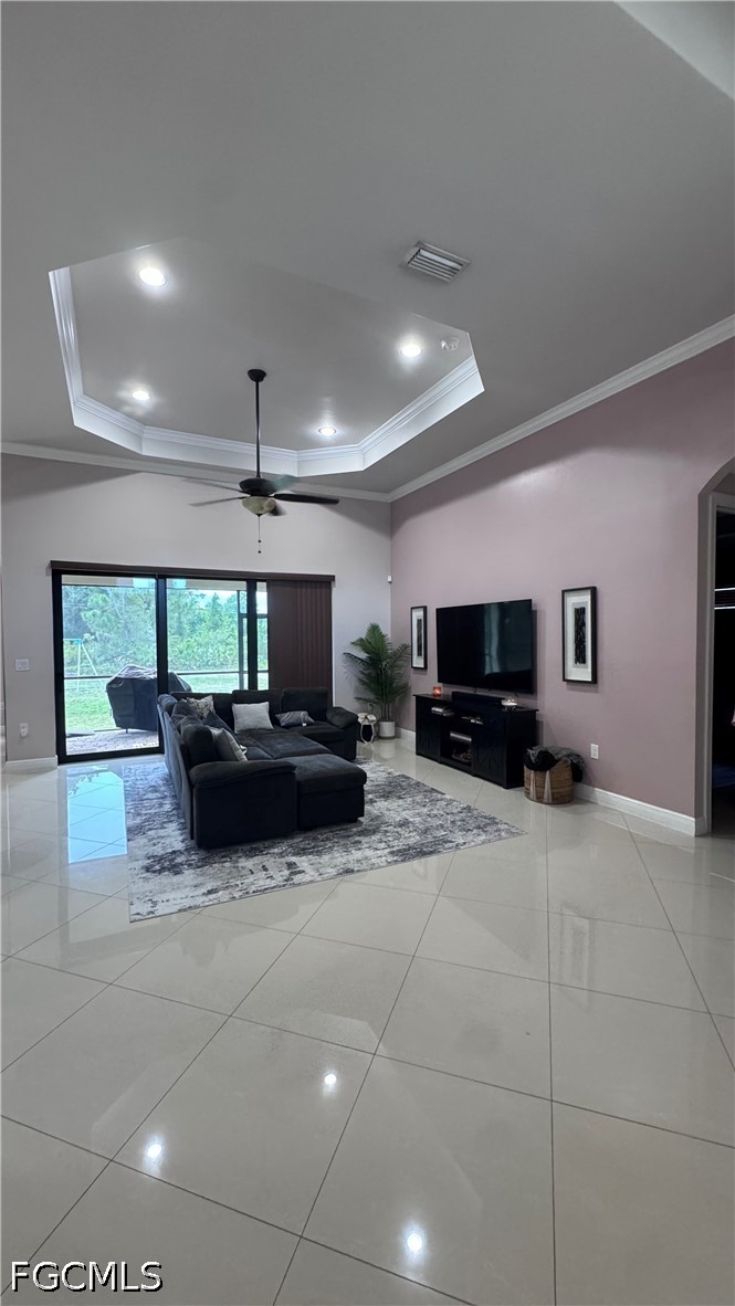 3 Bed SingleFamilyResidence for Sale in Lehigh Acres, photo 4
