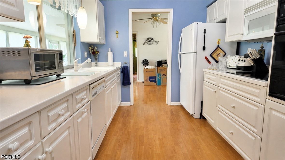 3 Bed SingleFamilyResidence for Sale in Naples, photo 4