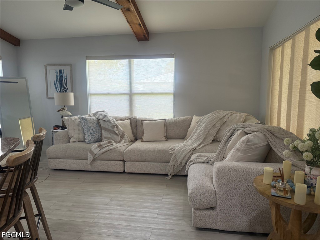 3 Bed SingleFamilyResidence for Sale in Cape Coral, photo 4