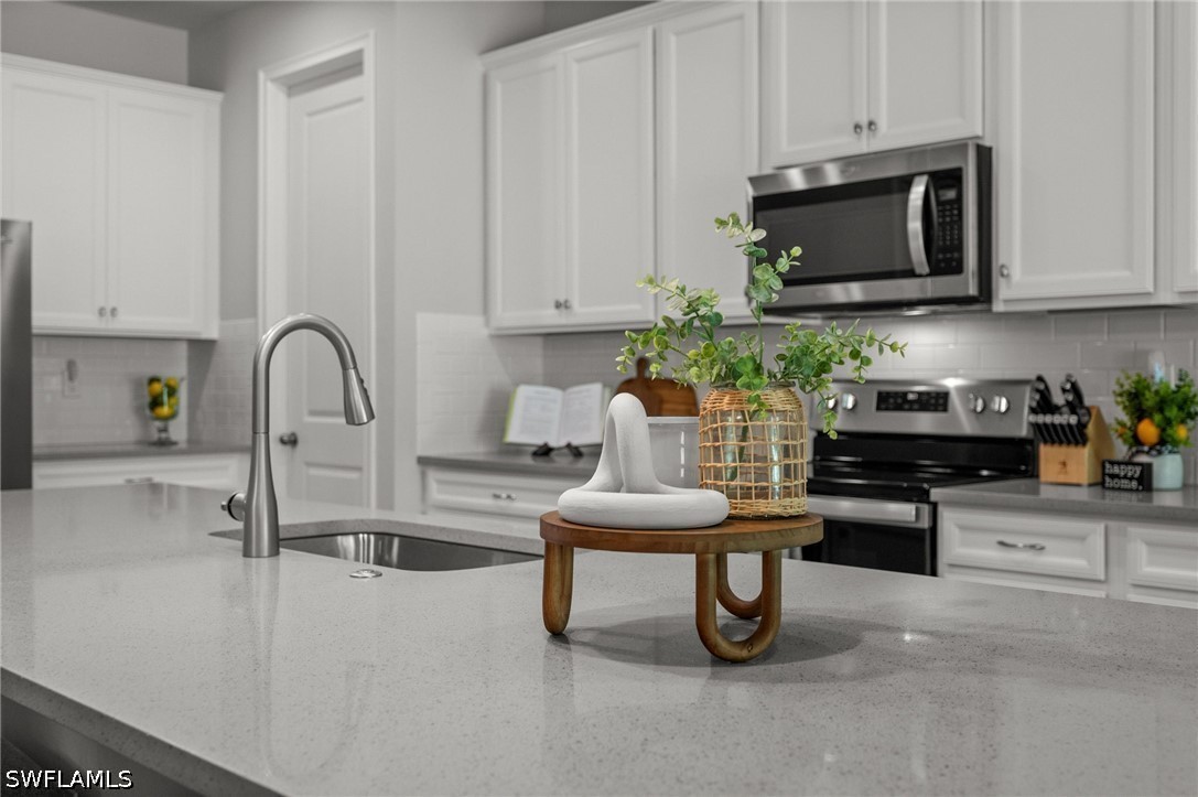 4 Bed SingleFamilyResidence for Sale in Naples, photo 4
