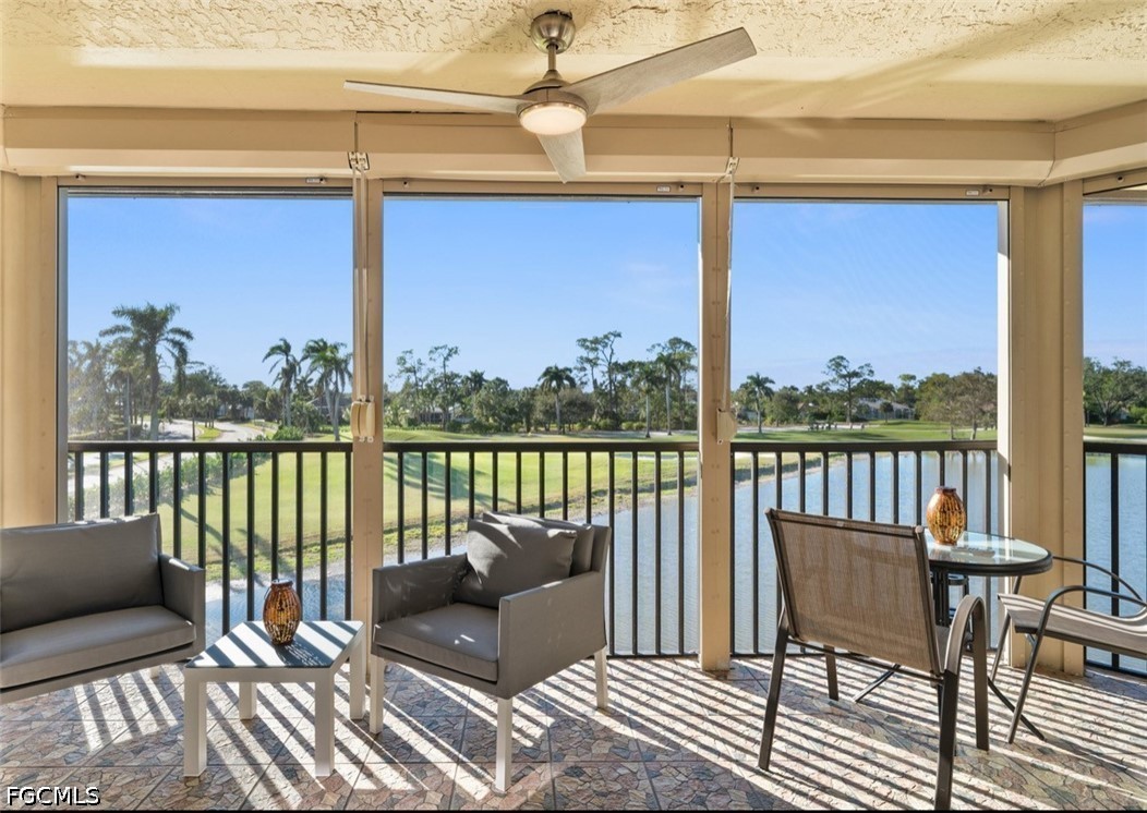 2 Bed Waterfront Home for Sale in Timbercreek, photo 4