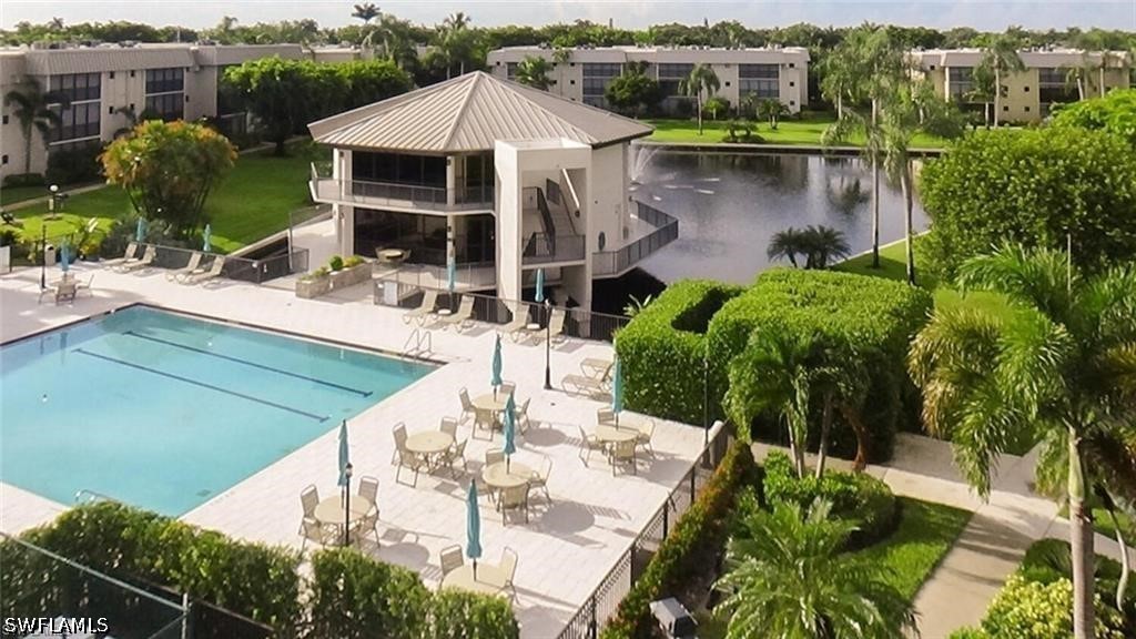 1 Bed Condominium for Sale in Naples, photo 4