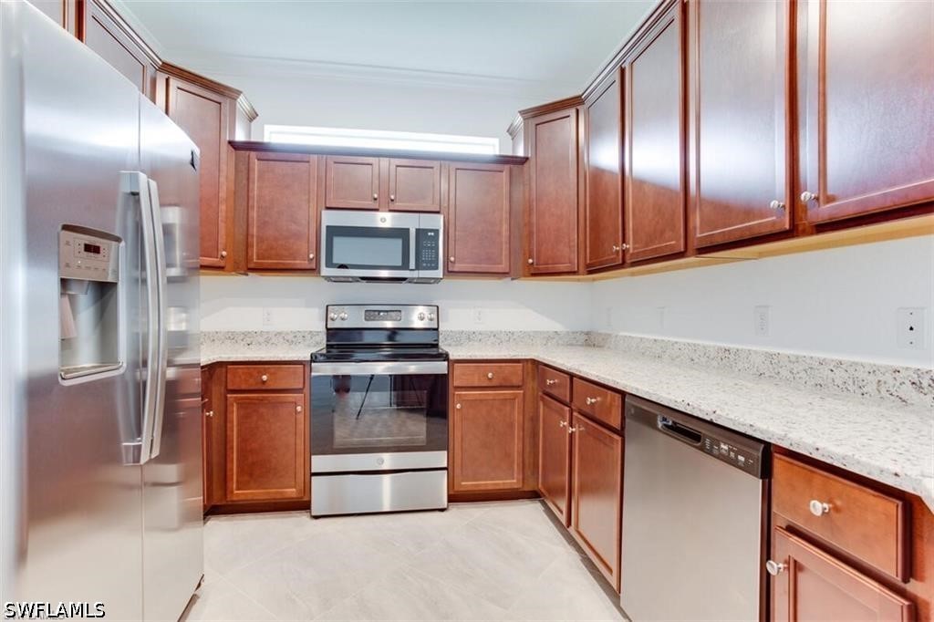 2 Bed Attached for Sale in Naples, photo 4