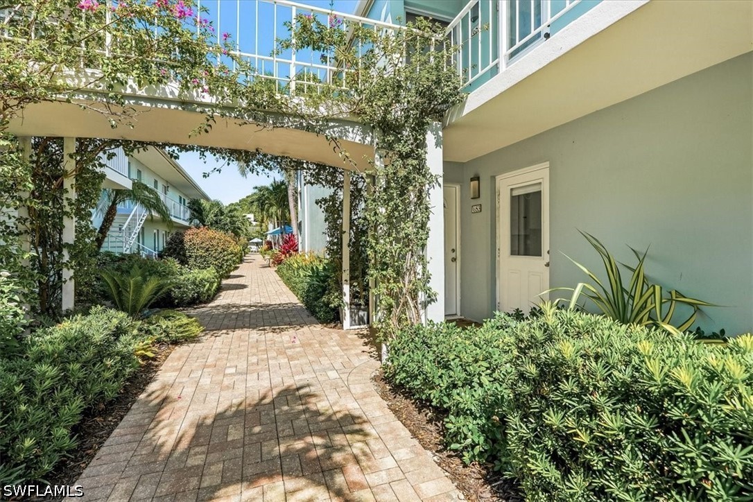 2 Bed Condominium for Sale in Everglades Club, photo 4
