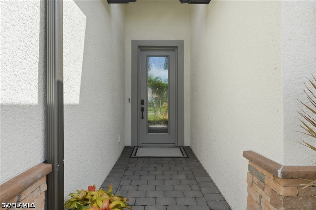 4 Bed Waterfront Home for Sale in Estero, photo 4