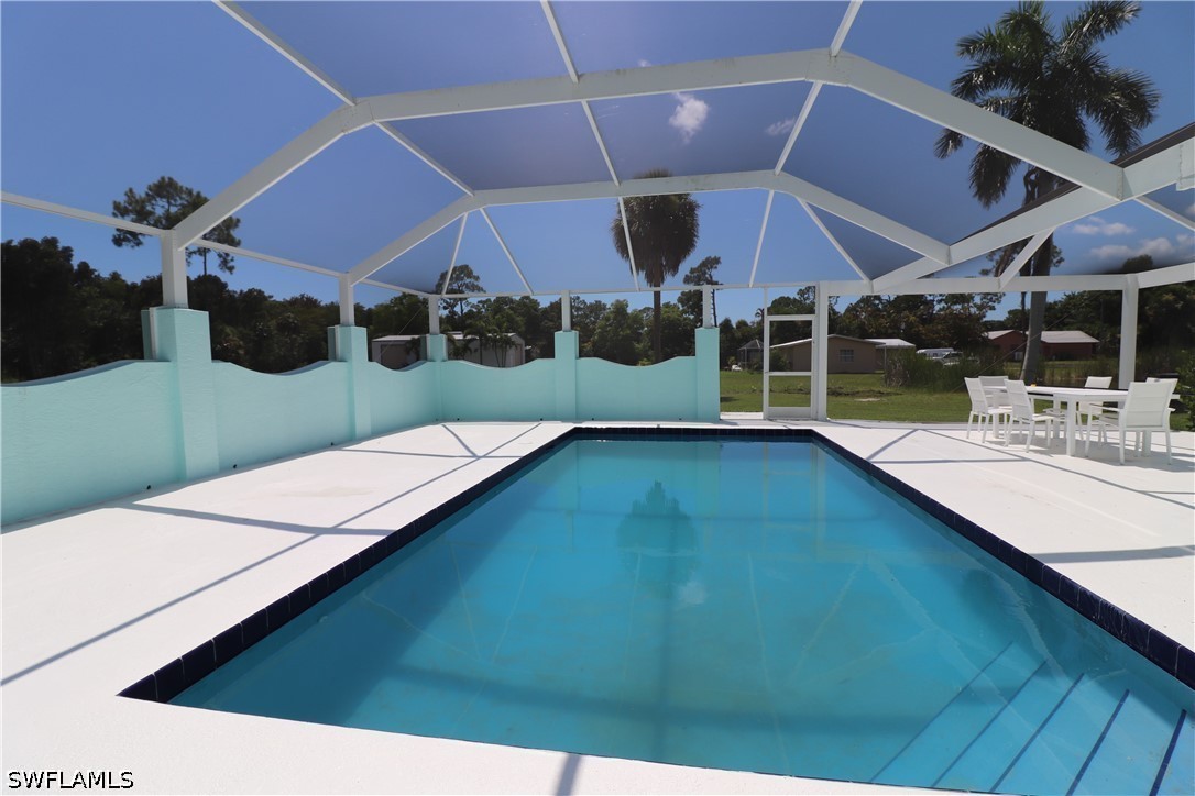 3 Bed Pool Home for Sale in Myrtle Cove Acres, photo 4