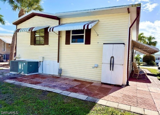 1 Bed ManufacturedHome for Sale in Naples, photo 4