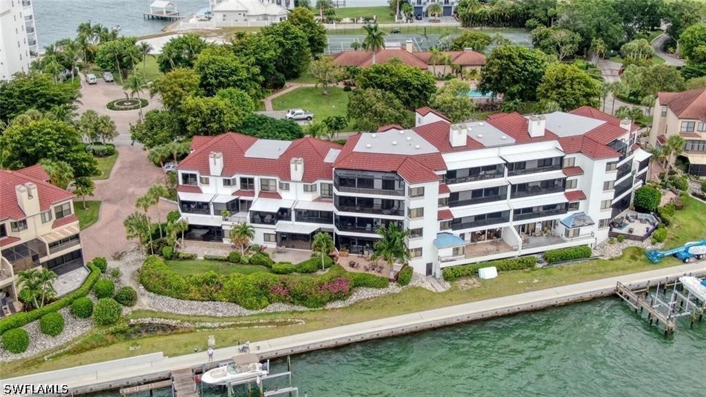 2 Bed Waterfront Home for Sale in La Peninsula, photo 4