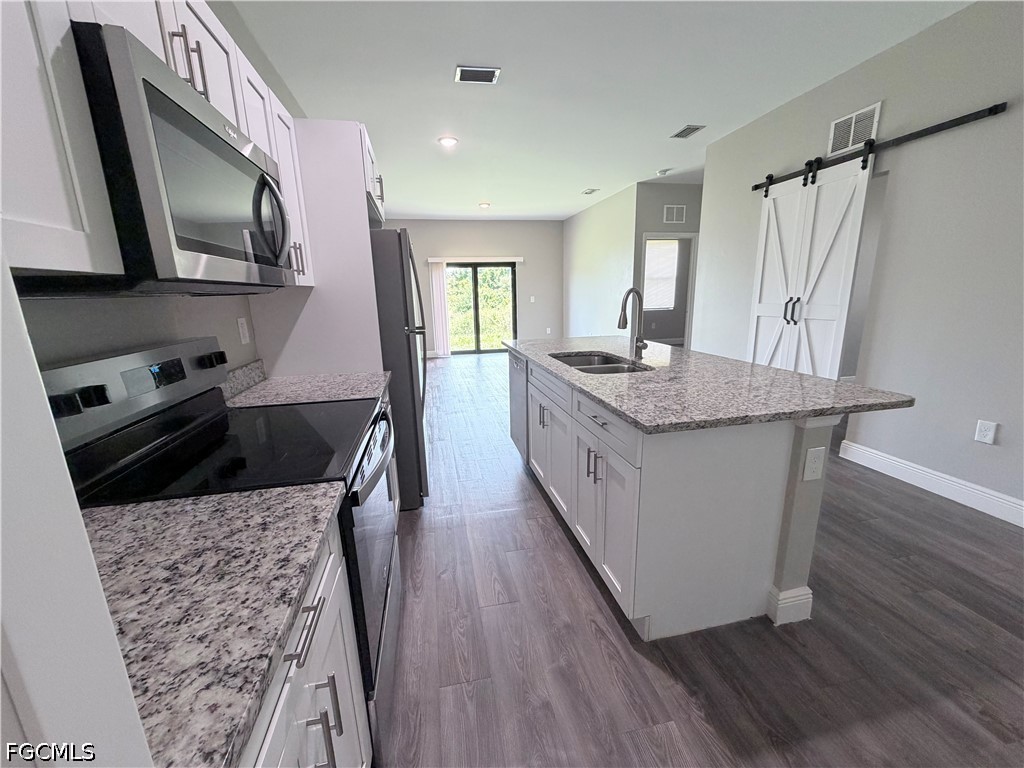 2 Bed Duplex for Sale in Lehigh Acres, photo 4