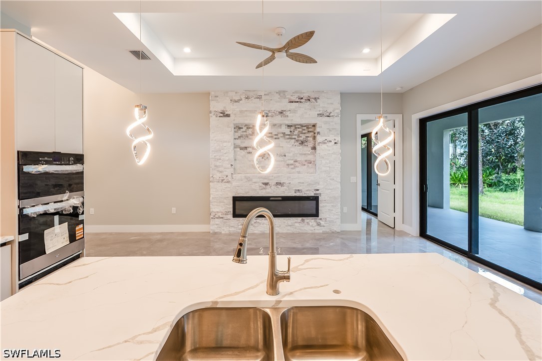 3 Bed SingleFamilyResidence for Sale in Naples, photo 4