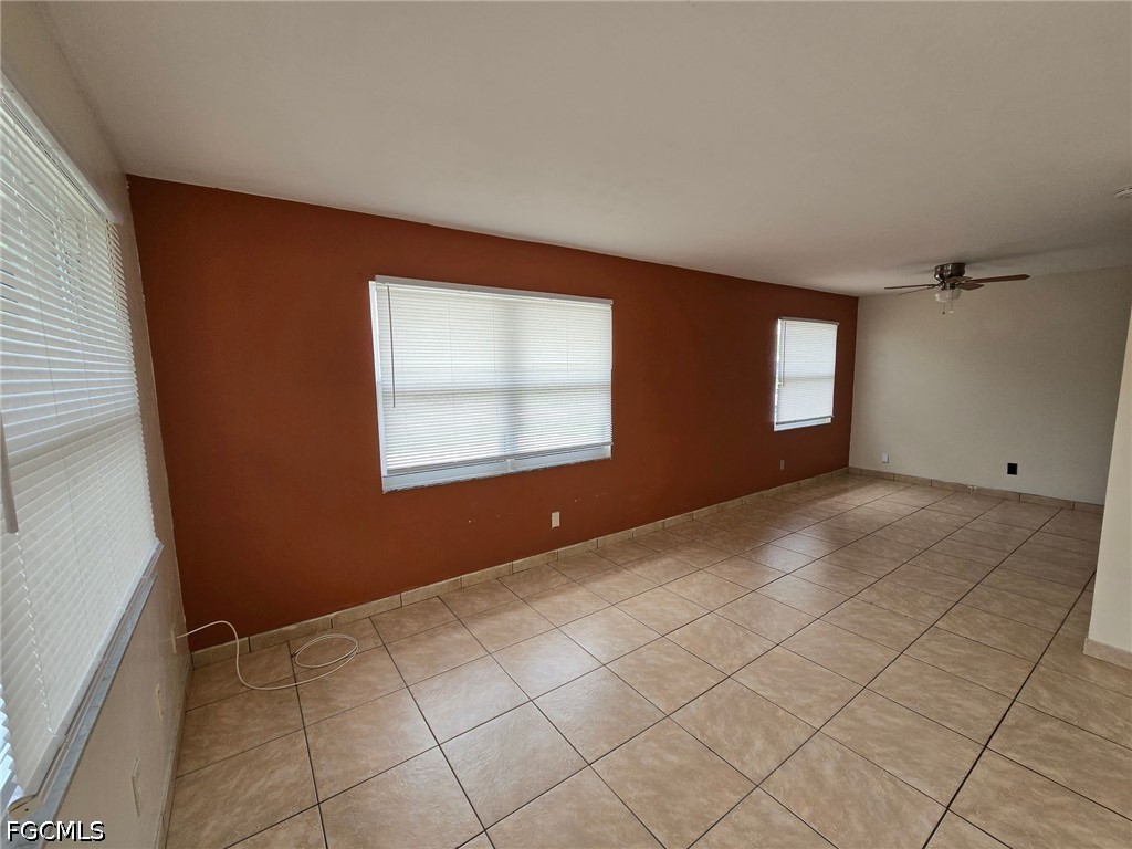 1 Bed Condominium for Sale in Cape Coral, photo 4