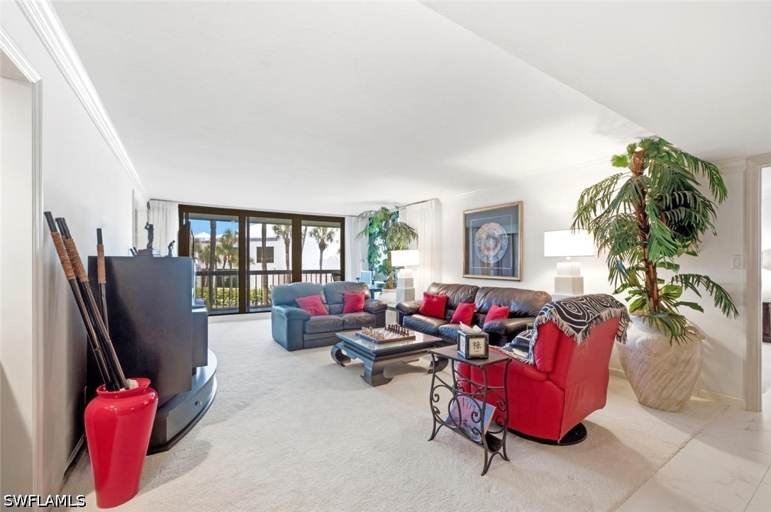 2 Bed Waterfront Home for Sale in Naples, photo 4
